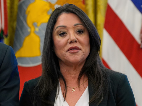 USA: la ministre du Travail de Trump quitte le gouvernement