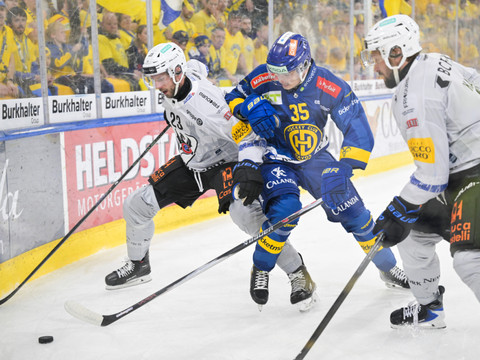 Fribourg peut-il refaire le coup à Davos en finale des play-off ?