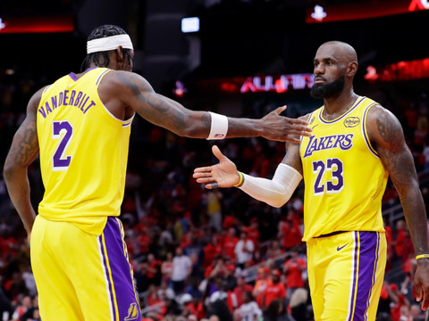 LeBron James héroïque à Houston