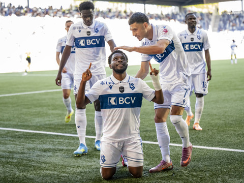 Lausanne se joue de Zurich et se maintient