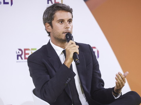 L'ex-premier ministre français Gabriel Attal populaire en Chine