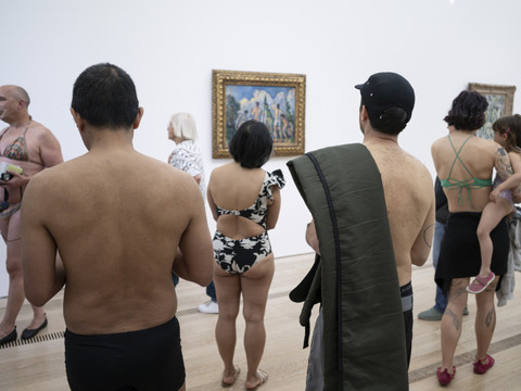 Des visites gratuites en maillot de bain à la Fondation Beyeler