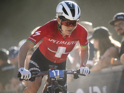 Sina Frei et Dario Lillo triomphent en cross country