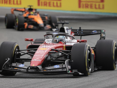 Pénalité de 20 secondes pour Leclerc, qui recule au 8e rang