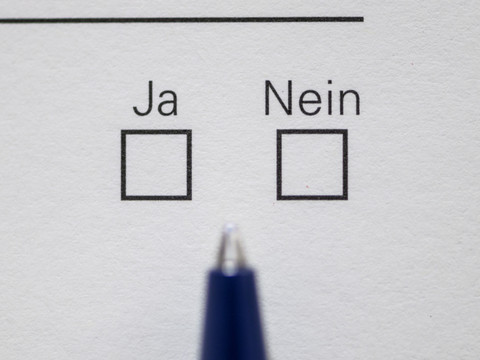Votations 14 juin: pas de majorité claire pour les deux objets