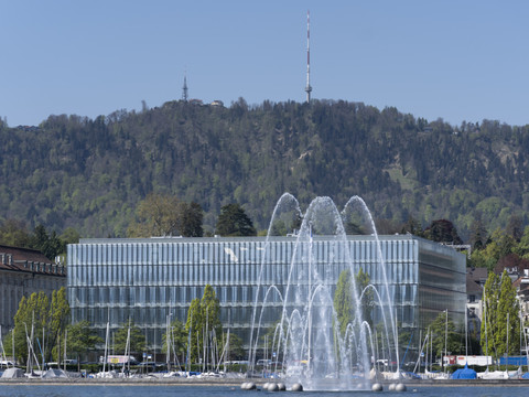 Résultats trimestriels mitigés pour Swiss Re