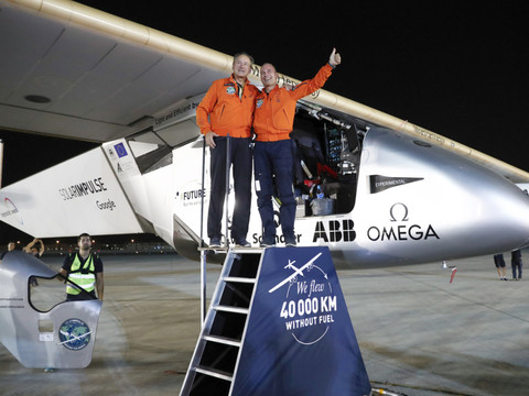 Solar Impulse se crashe dans les eaux du golfe du Mexique