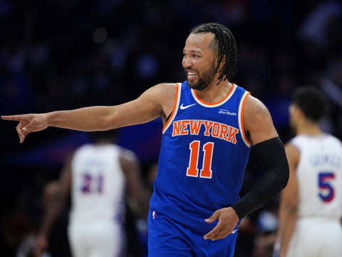 Les Knicks balaient les Sixers