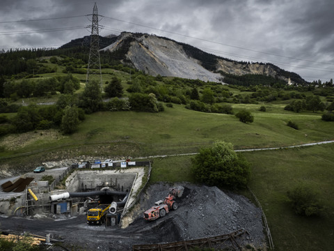 Le village de Brienz (GR) se repeuple grâce au terrain stabilisé
