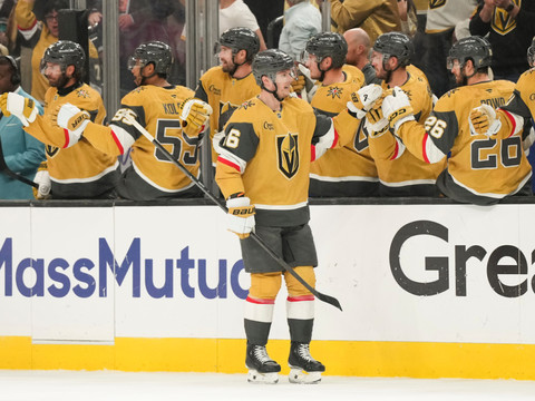 Vegas reprend l'avantage face aux Ducks