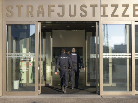Féminicide de Binningen (BL): prison à perpétuité pour assassinat