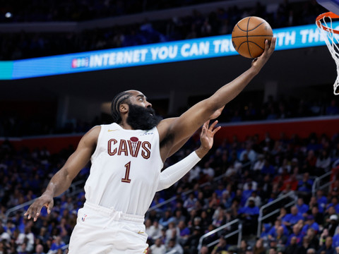 Les Cavaliers prennent l'avantage chez les Pistons
