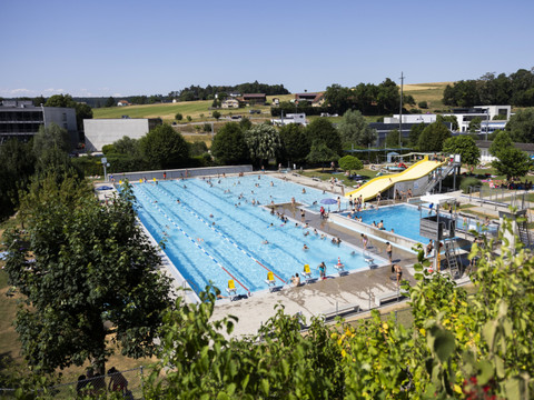 Porrentruy: opposition au règlement qui limite l'accès à la piscine