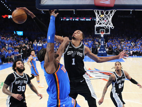Wembanyama monumental, San Antonio gagne l'acte I
