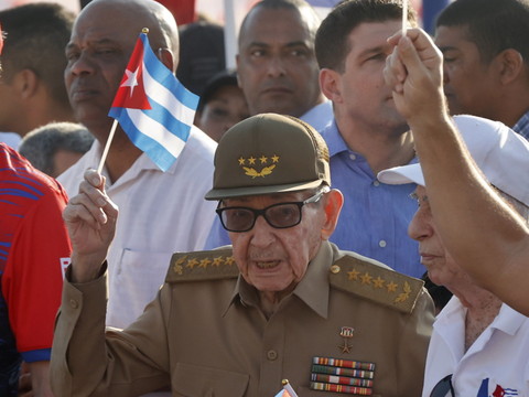 La justice américaine inculpe l'ex-président cubain Raul Castro