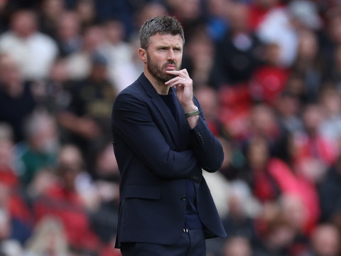 Michael Carrick garde les rênes de Manchester United