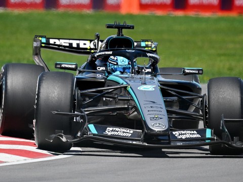 Russell remporte la course sprint devant Norris