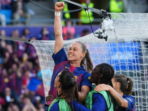 Sydney Schertenleib remporte la Ligue des champions avec le Barça