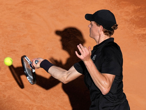 Sinner pour une première à Roland-Garros, Wawrinka pour sa der'