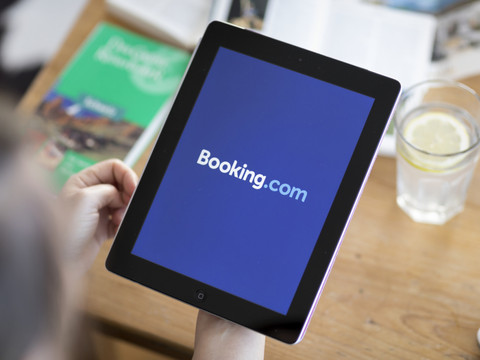 Les nantis utilisent plus souvent les sites comparatifs