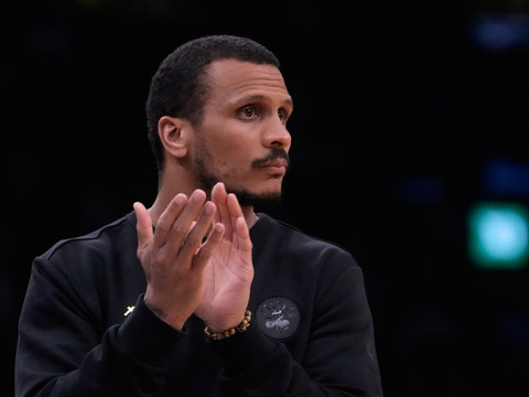 Joe Mazzulla (Celtics) élu meilleur entraîneur de la saison