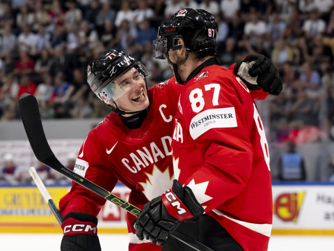 La Finlande et le Canada dans le dernier carré