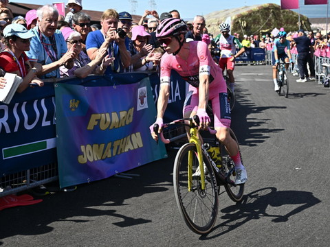 Giro: Vingegaard sécurise sa victoire finale