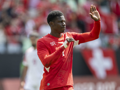 Voyage retardé pour Embolo