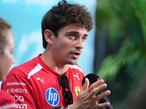 Charles Leclerc reconduit chez Ferrari