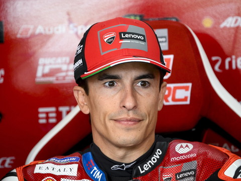 Marquez survole la course sprint au Balaton Park