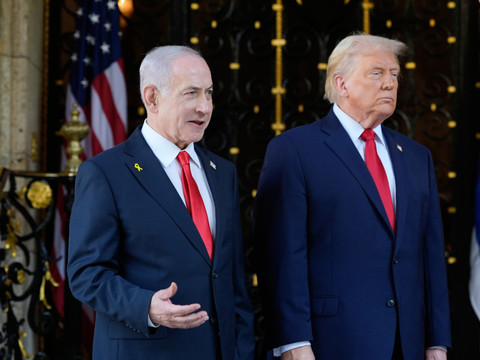Trump ne veut pas qu'Israël réplique aux tirs iraniens