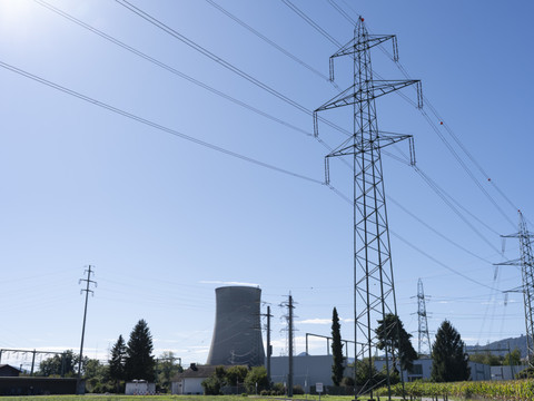Le National entame un débat animé sur le retour du nucléaire