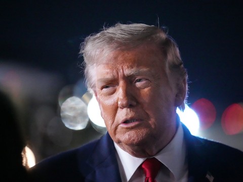 Trump accuse l'Iran d'avoir abattu un hélicoptère américain