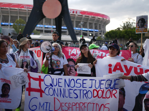 Cdm 2026: Des manifestants bloquent l'accès du stade de Mexico