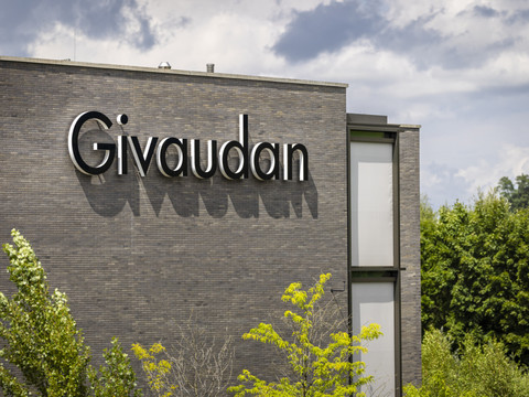 Givaudan porte plainte contre des employés pour vols de parfum