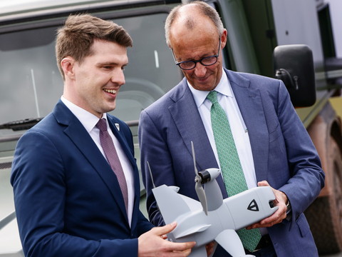 Mercedes-Benz signe un partenariat dans la défense anti-drones