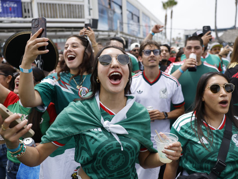 Une entame festive pour la communauté mexicaine