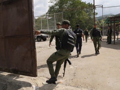 Venezuela: la propriété d'un chef de gang pillée après sa fuite