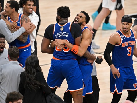 Les Knicks décrochent un troisième titre