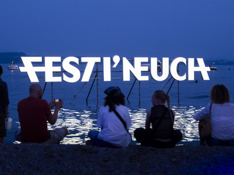 Festi'neuch: 60'000 personnes en fête sur les Jeunes-Rives