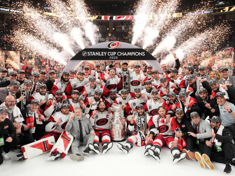 Une deuxième Coupe Stanley pour Carolina