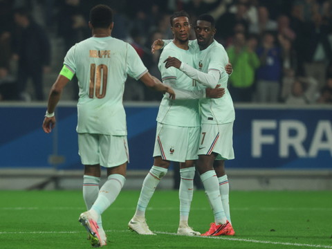 La France et l'Argentine entament leur Mondial