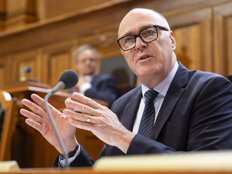 Le Parlement demande un accord avec l'UE en matière de défense