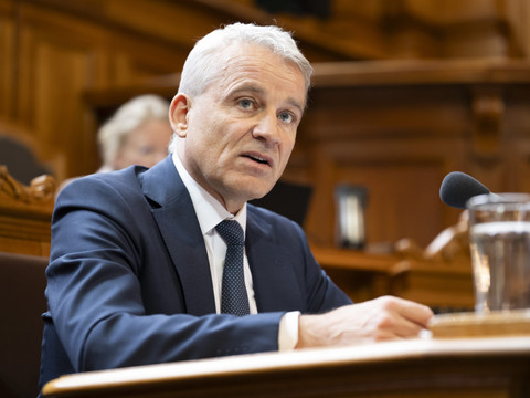 Faire primer l'expulsion sur le traitement thérapeutique