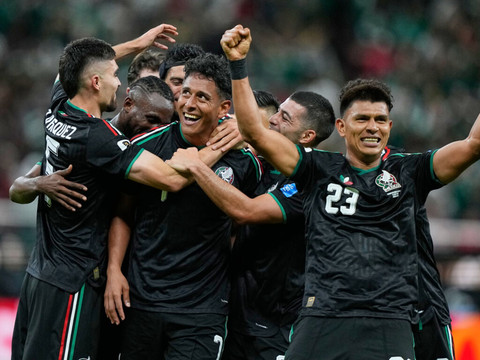 Le Mexique, première équipe qualifiée pour les 16es de finale