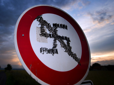Les symboles nazis devraient être interdits en Suisse