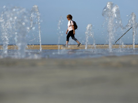 France: 35 départements en vigilance rouge canicule, un record