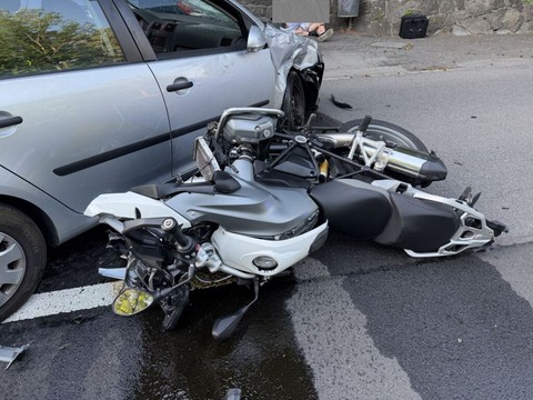 Deux blessés graves dans un accident à Gersau (SZ)