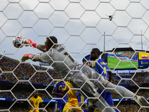 Premier point historique pour Curaçao, qui résiste à l'Equateur