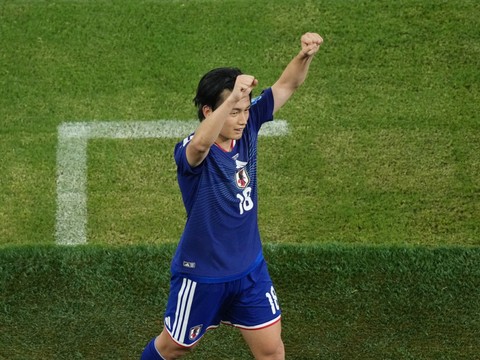 Le Japon se relance en écrasant la Tunisie 4-0